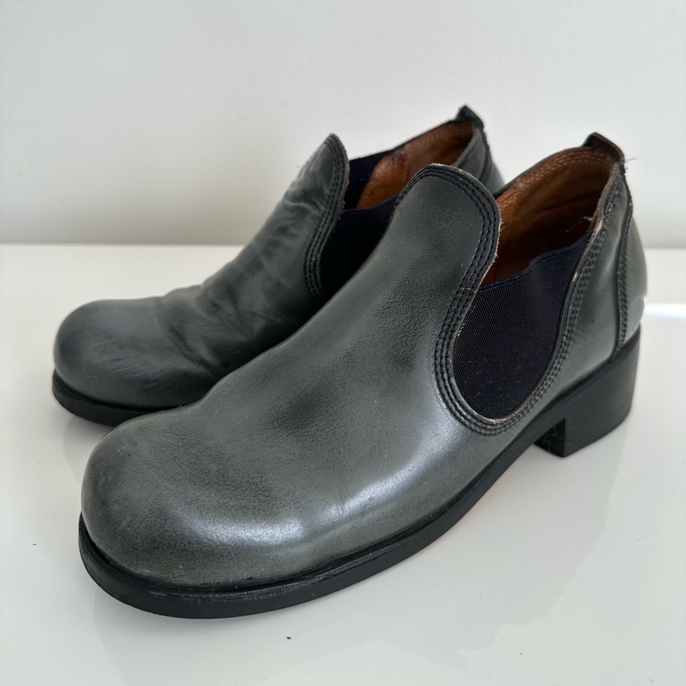 John Fluevog Polish Made Low Cut Chelsea Boots Women’s Size 4 UK / US 6,5 Grey - Picture 6 of 16